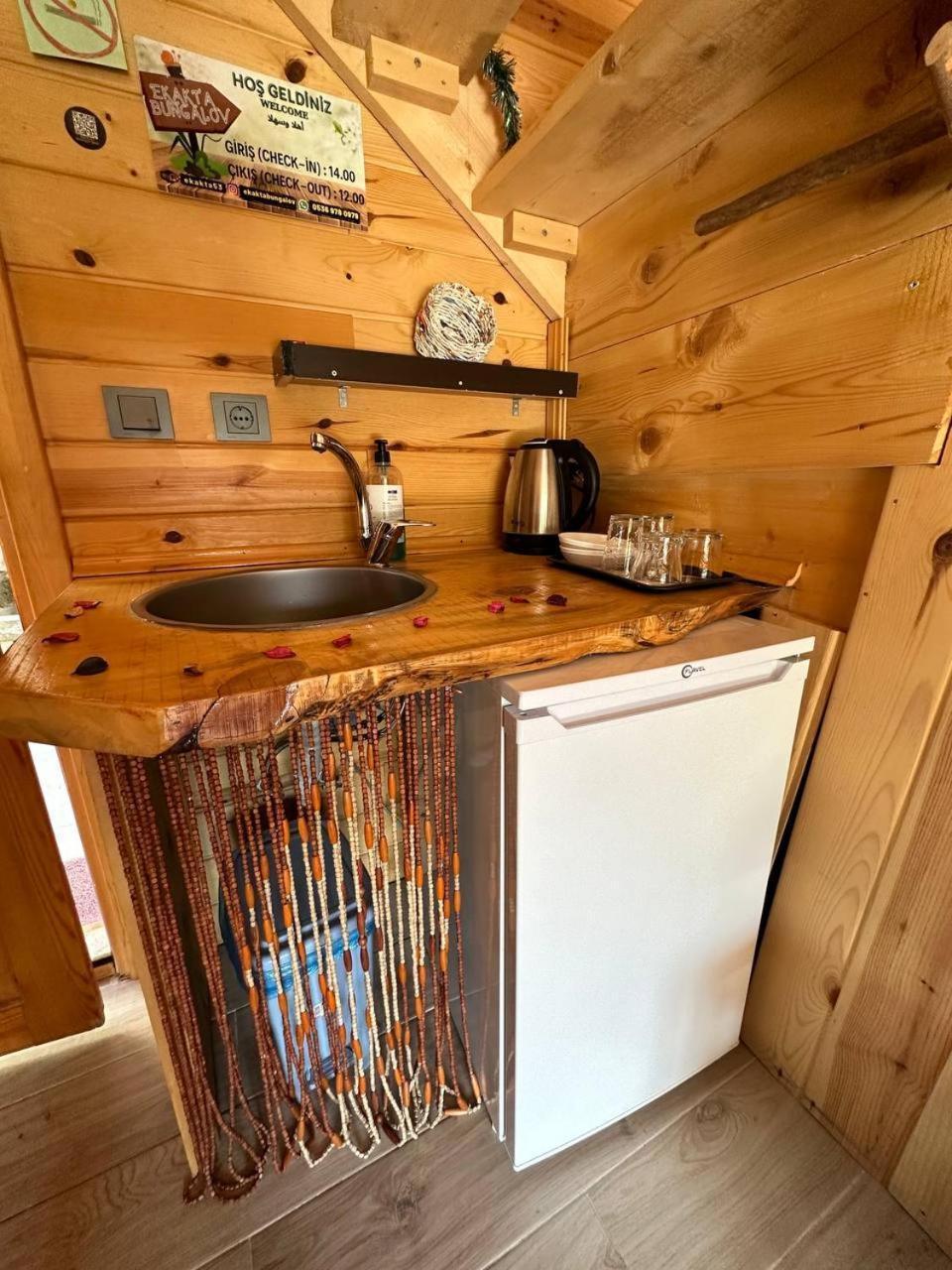 Ekakta Bungalov Çamlıhemşin Ruang foto